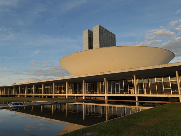 Comissão analisará parecer sobre projeto que define regras para criação de Municípios