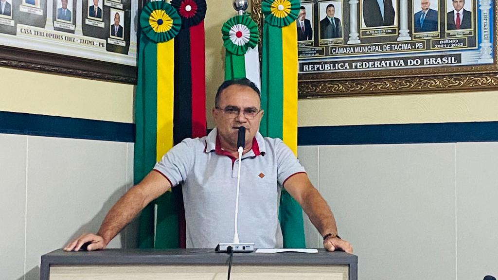 Vereador Ailton Alves parabenizou a equipe da prefeitura municipal, pela organização da festa de 64 anos de emancipação política